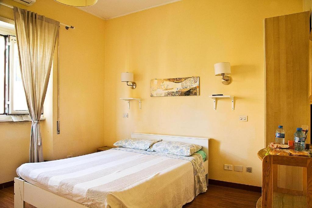 Ostia Holiday La Dolce Sosta Bagian luar foto